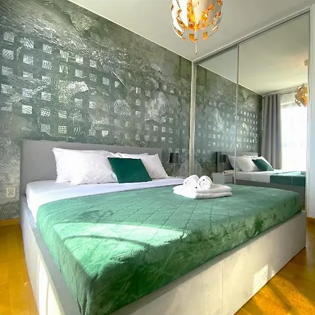 Dream House Aparment Free Parnikg Apartment
